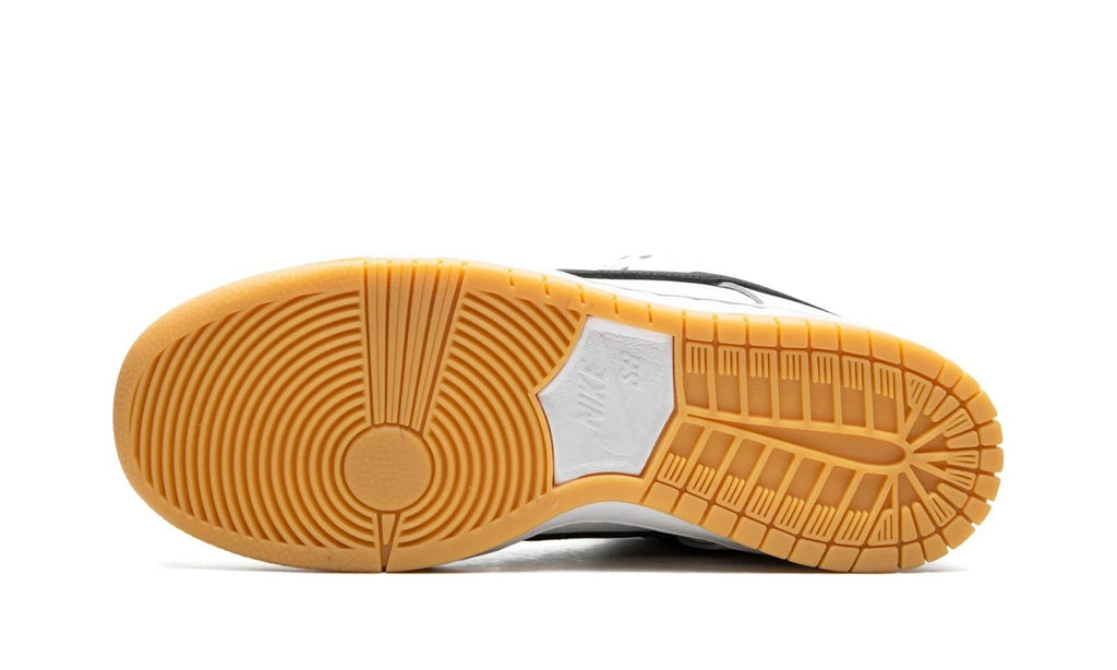 Nike SB Dunk Low - White Gum